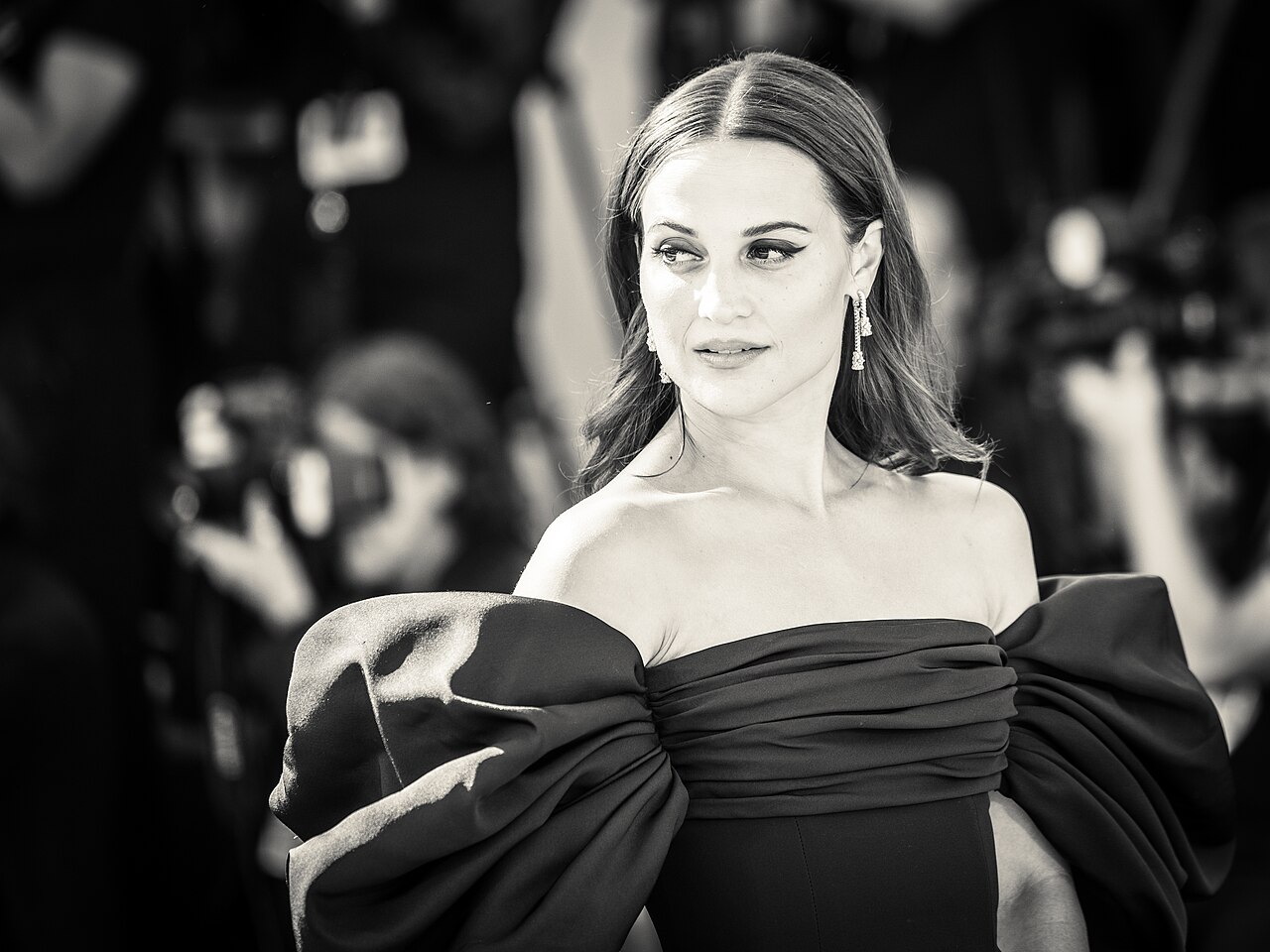 Alicia Vikander Had the Busiest September in Show Business