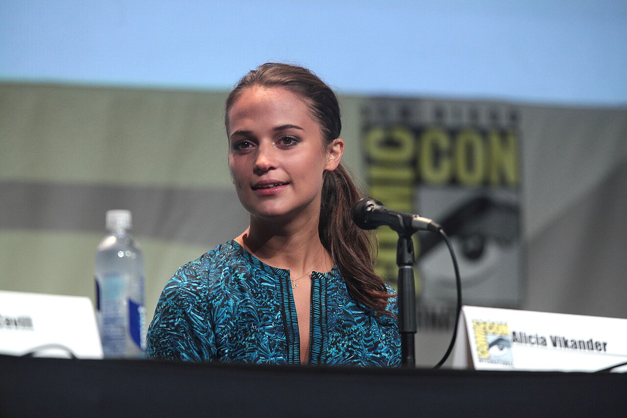 Alicia Vikander Had the Busiest September in Show Business