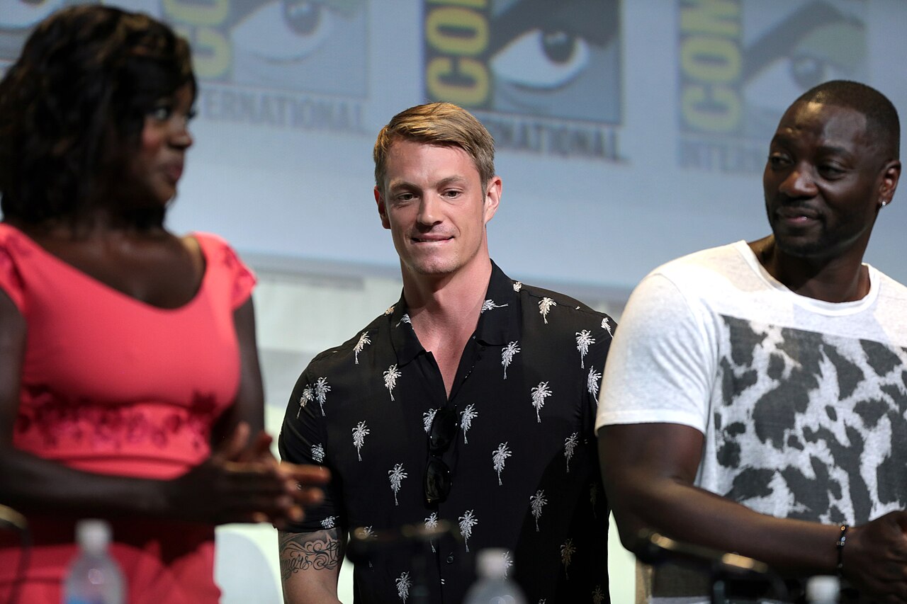 Joel Kinnaman Is About to Interrogate Saddam Hussein