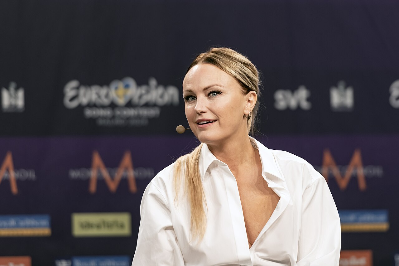 5 Roles That Made Malin Åkerman a Star - File:Malin Åkerman Eurovision Song Contest 2024 Final Malmö press conference presenters 02.jpg
